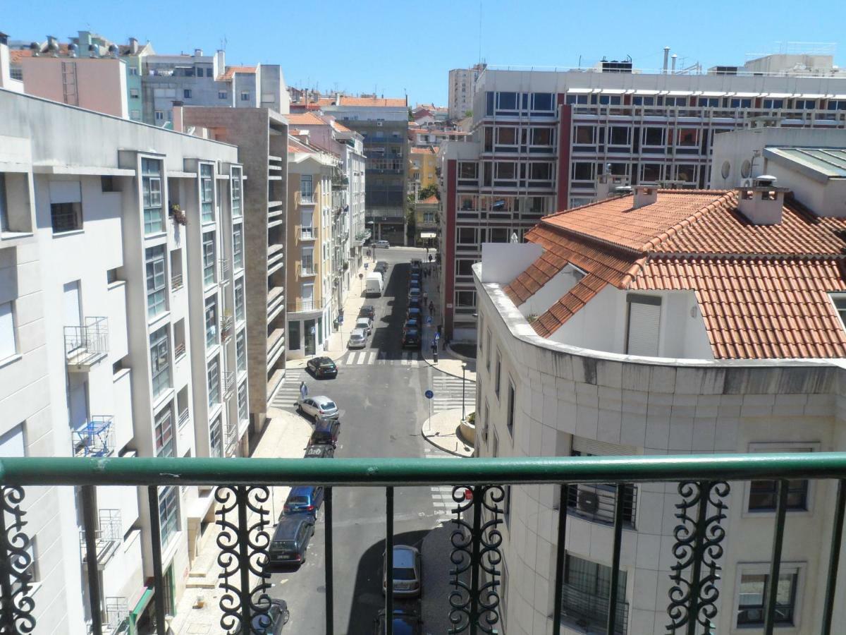 Charming Family Apartment Lisbon Exterior photo