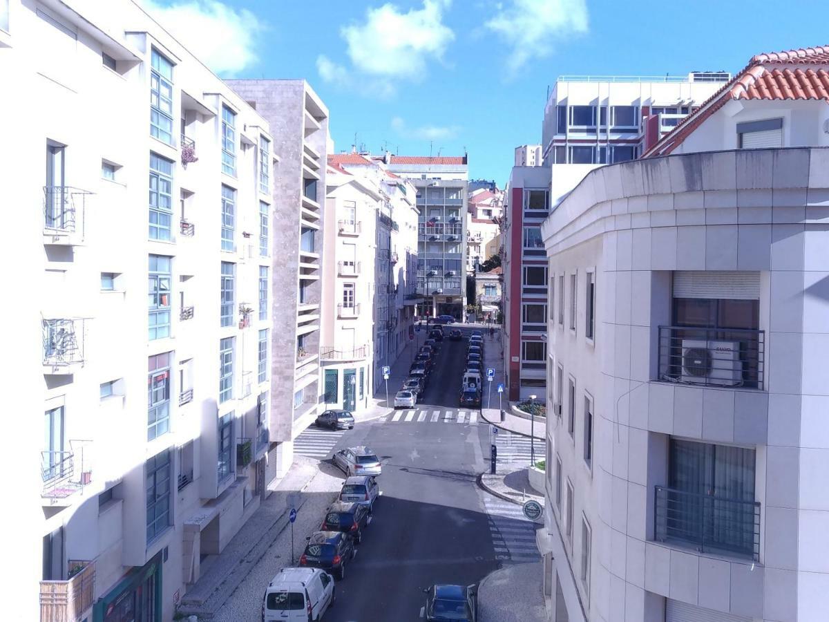 Charming Family Apartment Lisbon Exterior photo